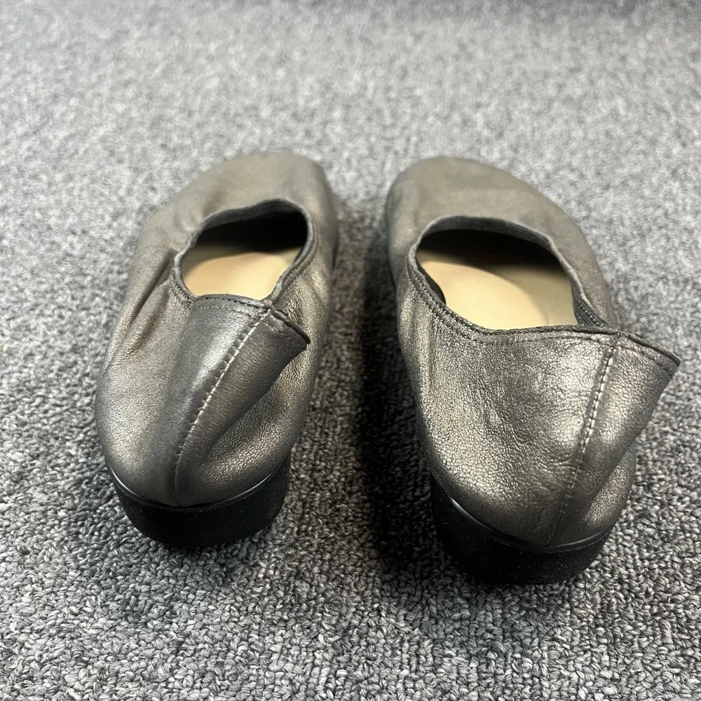 Eileen Fisher Minimalist Metallic Leather Wedge Platform Loafers 8 Pewter Grey